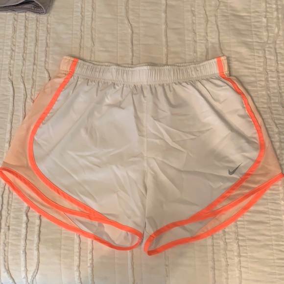 Nike tempo shorts - Picture 1 of 1